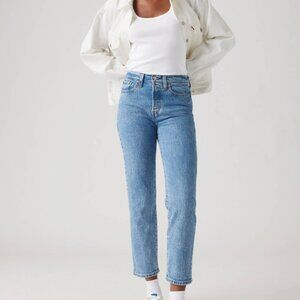 Levi’s Wedgie Straight Jeans 30 High Rise Button Fly Medium Wash